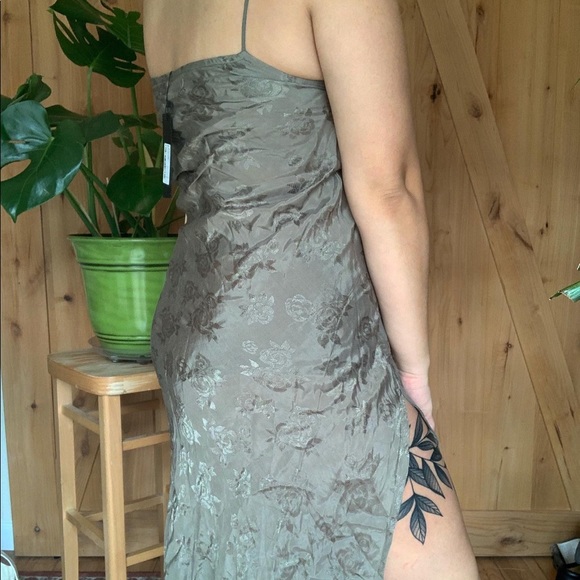 Motel Rocks Split Dress - Picture 3 of 4